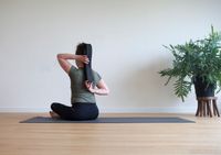 Yoga voorbeeld strip bovenrug2